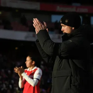 Arsenal Women Triumph Over Chelsea in FA Women's Super League: Jonas Eidevall Celebrates with Fans