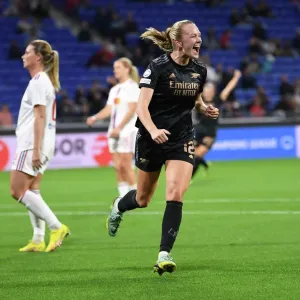 Arsenal Women Triumph Over Olympique Lyonnais in UEFA Champions League Group C: Frida Maanum Scores Brace Arsenal Women Triumph Over Olympique Lyonnais in UEFA Champions League Group C: Frida Maanum Scores Brace