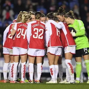 Arsenal Women Unite: Huddle Before Second Half vs. Reading in FA WSL Cup Arsenal Women Unite: Huddle Before Second Half vs. Reading in FA WSL Cup
