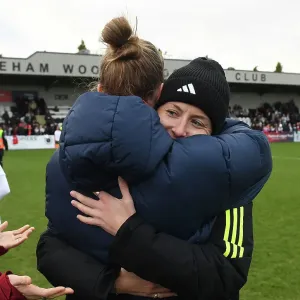 Arsenal Women and Vivianne Miedema Celebrate after FA Cup Victory over Watford Women Arsenal Women and Vivianne Miedema Celebrate after FA Cup Victory over Watford Women