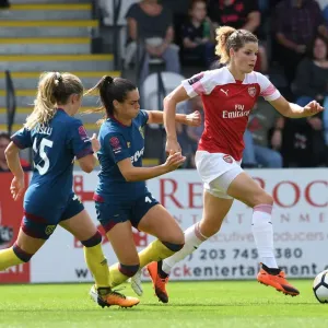 Arsenal Women vs. West Ham United Women: A Star-Studded Clash - Beth Mead Goes Head-to-Head with Brianna Visalli and Claire Rafferty
