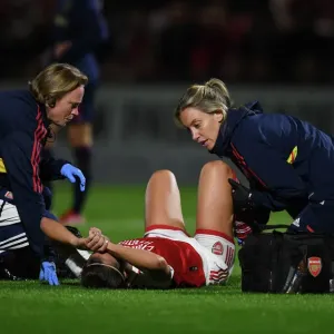 Arsenal Women vs AFC Ajax: Caitlin Foord Receives Medical Attention in UEFA Women's Champions League Clash