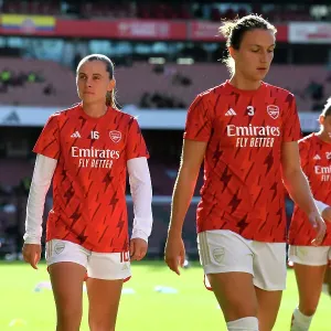 Arsenal Women vs Aston Villa: Pre-Match Preparation at Emirates Stadium (2023-24)
