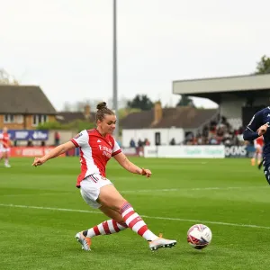 Arsenal Women vs. Aston Villa Women: FA WSL Showdown - Wienroither Crosses the Ball Arsenal Women vs. Aston Villa Women: FA WSL Showdown - Wienroither Crosses the Ball