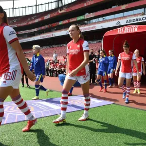 Arsenal Women vs Chelsea Women: FA WSL Clash at Emirates Stadium (2021-22)