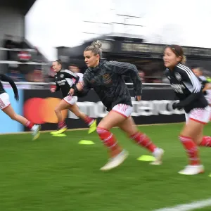 Arsenal Women vs Everton Women: Pre-Match Warm-Up at Meadow Park (FA Women's Super League, 2022-23) Arsenal Women vs Everton Women: Pre-Match Warm-Up at Meadow Park (FA Women's Super League, 2022-23)