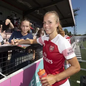 Arsenal Women vs Juventus: Pre-Season Friendly (May 8, 2018) Arsenal Women vs Juventus: Pre-Season Friendly (May 8, 2018)