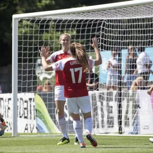 Arsenal Women vs Juventus: Vivianne Miedema Scores First Goal in Pre-Season Friendly (August 5, 2018) Arsenal Women vs Juventus: Vivianne Miedema Scores First Goal in Pre-Season Friendly (August 5, 2018)