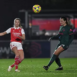 Arsenal Women vs Liverpool Women: FA Women's Super League Clash - Leah Williamson in Action (2022-23)