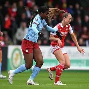 Arsenal Women vs Manchester City: FA Women's Super League Showdown at Meadow Park - A Battle of Titans