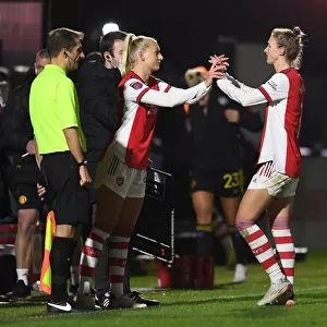 Arsenal Women vs Manchester United Women: Stina Blackstenius Subs In for Vivianne Miedema in FA Womens Continental Tyres League Cup Quarterfinal
