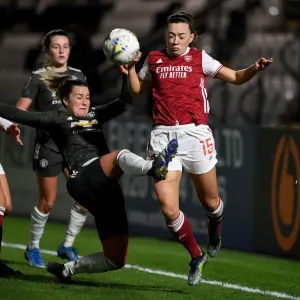 Arsenal Women vs Manchester United Women: FA WSL Clash in Empty Meadow Park Amidst Coronavirus Restrictions Arsenal Women vs Manchester United Women: FA WSL Clash in Empty Meadow Park Amidst Coronavirus Restrictions