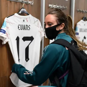 Arsenal Women vs Paris Saint-Germain: Clash in the UEFA Women's Champions League Quarterfinals Arsenal Women vs Paris Saint-Germain: Clash in the UEFA Women's Champions League Quarterfinals