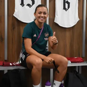 Arsenal Women vs Paris Saint-Germain: Showdown in the UEFA Women's Champions League Quarterfinals Arsenal Women vs Paris Saint-Germain: Showdown in the UEFA Women's Champions League Quarterfinals