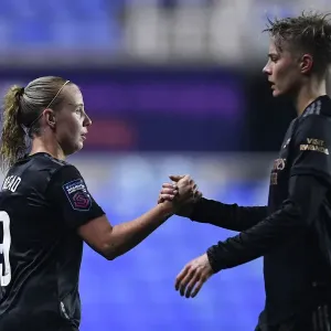 Arsenal Women vs. Reading: Beth Mead and Lina Hurtig in Action, FA Womens Super League 2022-23 Arsenal Women vs. Reading: Beth Mead and Lina Hurtig in Action, FA Womens Super League 2022-23