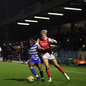 Arsenal Women vs. Reading: FA Women's Super League Clash at Meadow Park Arsenal Women vs. Reading: FA Women's Super League Clash at Meadow Park