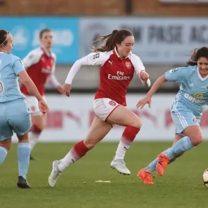 Arsenal Women vs. Sunderland: Lisa Evans Faces Off Against Zaneta Wyne and Kaskia Lipka in WSL Action Arsenal Women vs. Sunderland: Lisa Evans Faces Off Against Zaneta Wyne and Kaskia Lipka in WSL Action