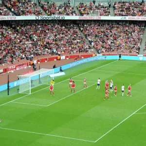 Arsenal Women vs. Tottenham Hotspur Women: Defending a Set Piece in the FA Womens Super League (2022-23) Arsenal Women vs. Tottenham Hotspur Women: Defending a Set Piece in the FA Womens Super League (2022-23)