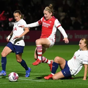 Arsenal Women vs. Tottenham Hotspur Women: A Tight FA Cup Quarterfinal Battle Arsenal Women vs. Tottenham Hotspur Women: A Tight FA Cup Quarterfinal Battle