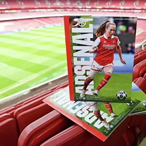 Arsenal Women Collection: Arsenal Women v Vfl Wolfsburg 2022-23