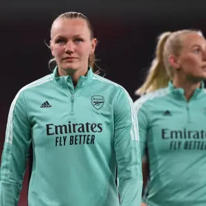 Arsenal Women vs. VfL Wolfsburg: UEFA Women's Champions League Quarterfinals (2021-22) Arsenal Women vs. VfL Wolfsburg: UEFA Women's Champions League Quarterfinals (2021-22)