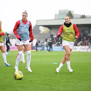 Arsenal Women vs West Ham United: Barclays WSL Showdown - Stars Steph Catley and Caitlin Foord Face Off in Intense Pre-Match Training