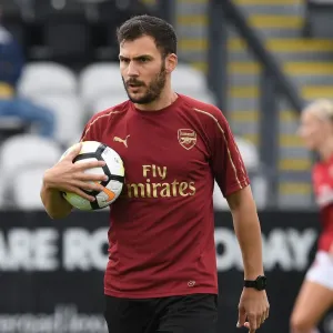 Arsenal Women's Assistant Coach Aaron D Antino Prepares for Showdown against West Ham United (Continental Cup, 2018-19) Arsenal Women's Assistant Coach Aaron D Antino Prepares for Showdown against West Ham United (Continental Cup, 2018-19)