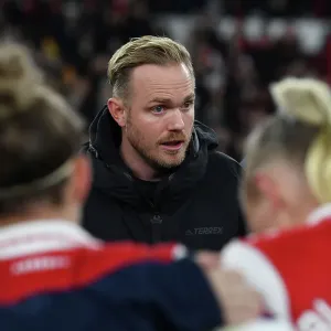 Arsenal Women's Coach Jonas Eidevall Gives Post-Match Instructions to Players