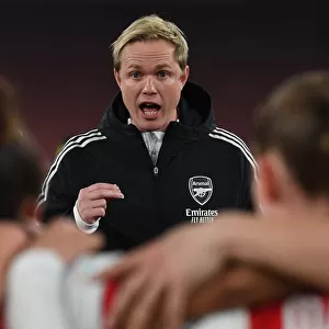 Arsenal Women's Coach Jonas Eidevall Motivates Team Against VfL Wolfsburg in UEFA Champions League Quarterfinals