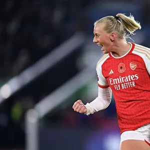 Arsenal Women's Dominance: Stina Blackstenius Scores Fifth Goal in Leicester Rout (Leicester City vs Arsenal Women, Barclays WSL 2023-24)