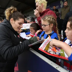 Arsenal Women's Dominique Bloodworth Signing Autographs After Match vs. Birmingham Ladies Arsenal Women's Dominique Bloodworth Signing Autographs After Match vs. Birmingham Ladies
