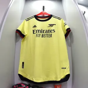 Arsenal Women's FA Cup Match: New Away Kit Unveiled vs Crystal Palace at Meadow Park