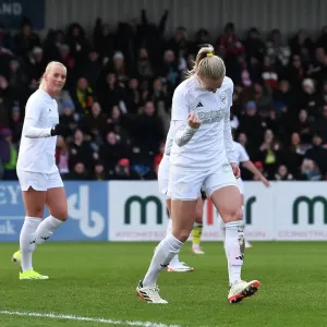 Arsenal Women's FA Cup Victory: Amanda Ilestedt Scores Fourth Goal Against Watford Women