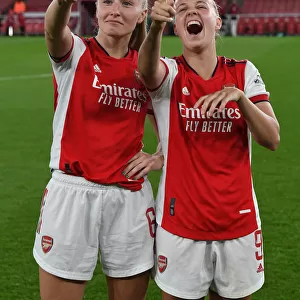 Arsenal Women's FA WSL Victory: Leah Williamson and Beth Mead Celebrate Championship Win Over Tottenham Hotspur
