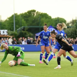 Arsenal Women's Glory: Caitlin Foord's Decisive Goal Secures FA Women's Super League Victory Arsenal Women's Glory: Caitlin Foord's Decisive Goal Secures FA Women's Super League Victory