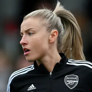 Arsenal Women's Leah Williamson Pre-Match Warm-Up vs Manchester City at Meadow Park