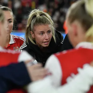 Arsenal Women's Leah Williamson Rallies Team After Exciting WSL Clash vs Manchester United