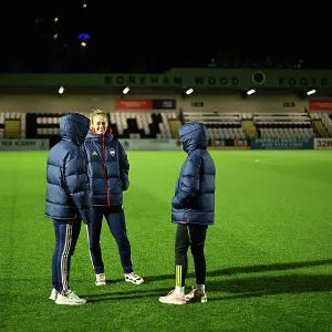 Arsenal Women's Pre-Match Huddle: United in Focus vs. Tottenham Hotspur Women (FA WSL Cup 2023-24)
