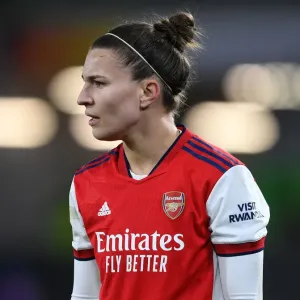 Arsenal Women's Quest for Champions: VfL Wolfsburg Showdown