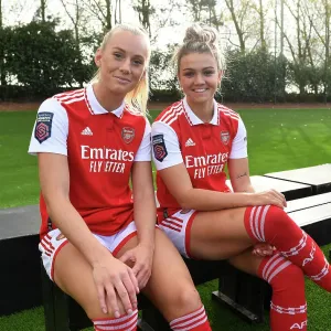 Arsenal Women's Squad 2022-23: Stina Blackstenius and Laura Wienroither Lead the Team Arsenal Women's Squad 2022-23: Stina Blackstenius and Laura Wienroither Lead the Team