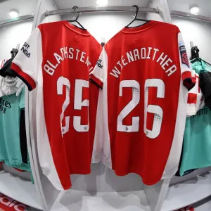Arsenal Women's Squad: Pre-Match Focus against Manchester United Women - Conti Cup Quarterfinal