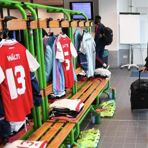 Arsenal Women's Squad Prepares for UEFA Champions League Semi-Final Showdown against VfL Wolfsburg