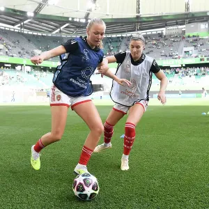 Arsenal Women's Squad Warm-Up Ahead of VfL Wolfsburg Semi-Final Showdown