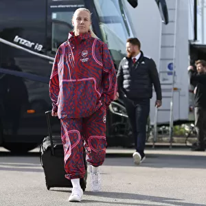 Arsenal Women's Star Beth Mead Arrives at Everton Matchday