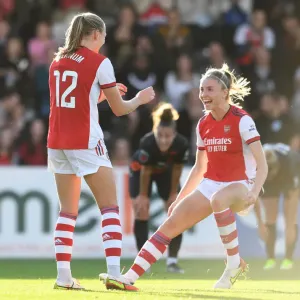 Arsenal Women's Super League Triumph: Frida Maanum's Hat-trick Secures Victory Over Everton