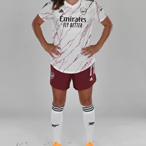 Arsenal Women's Team 2020-21: Danielle van de Donk at Team Photocall