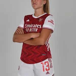Arsenal Women's Team 2020-21: Lia Walti at Team Photocall