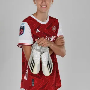 Arsenal Women's Team 2020-21: Viviane Miedema at Team Photocall