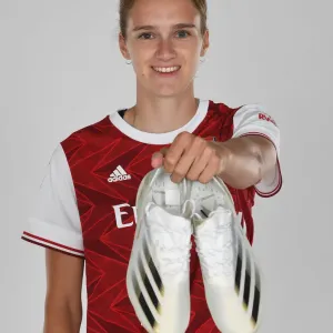 Arsenal Women's Team 2020-21: Vivianne Miedema at Arsenal Photocall