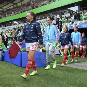 Arsenal Women's Team Advances to UEFA Champions League Semifinals: Katie McCabe Leads the Charge vs. VfL Wolfsburg